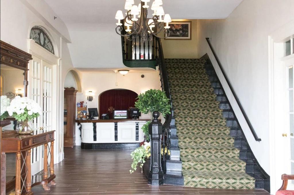 Spring House Hotel Нью-Шорем Екстер'єр фото